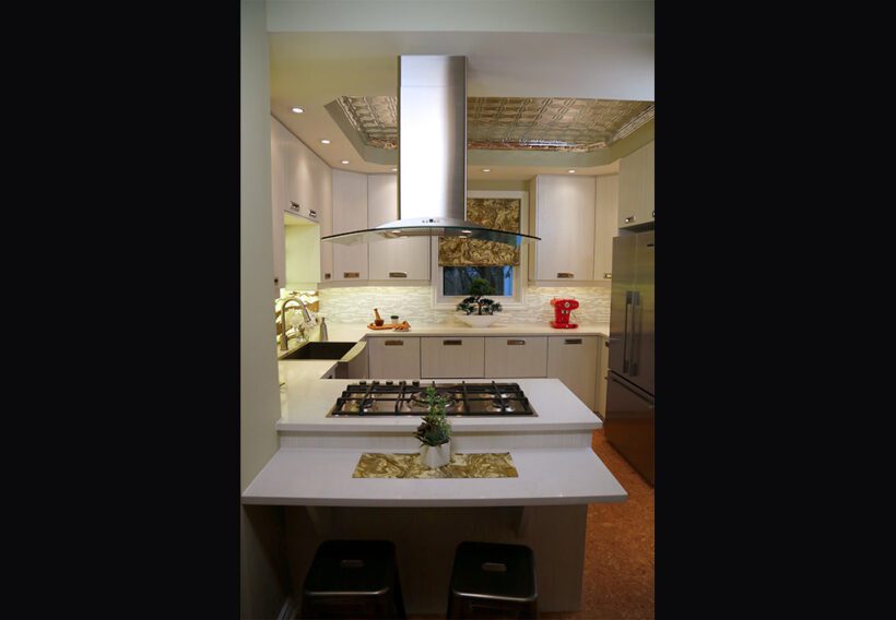 paul-france-custom-built-onyx-backsplash-kitchen-8