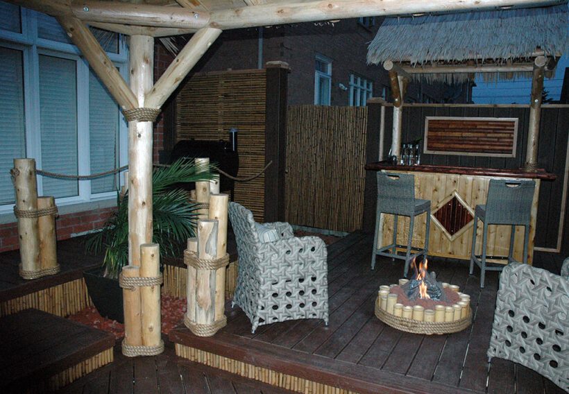 paul-lafrance-decked-out-tiki-bar-deck-6
